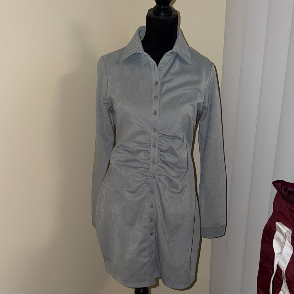 Elegant Green Button-Up Dress